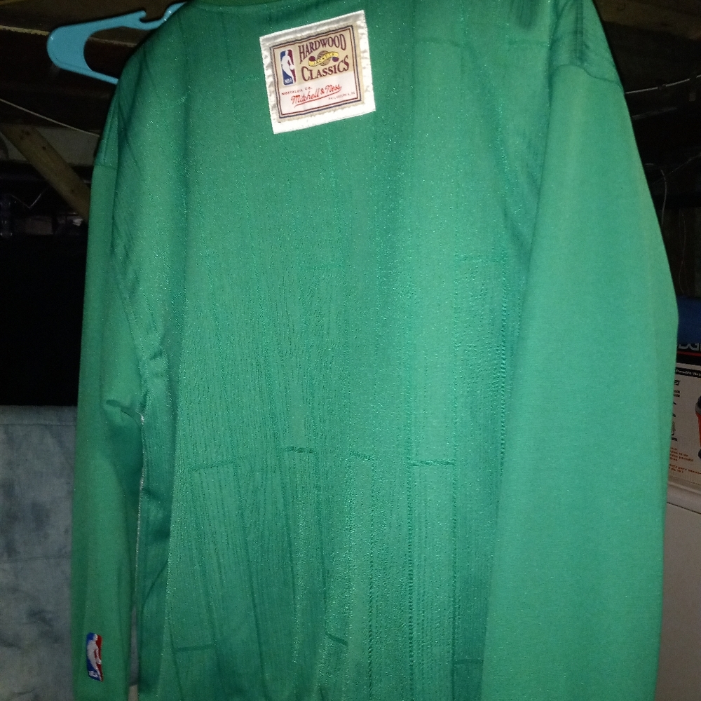 Mitchell & ness jacket - Picture 2 of 3